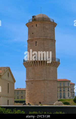 Turm der Laterne am Ende von Fort Saint-Jean, Marseille, Frankreich Stockfoto