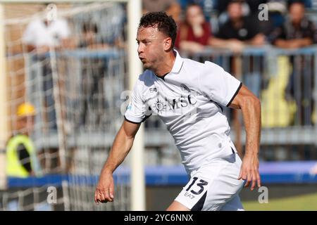 Napoli Amir Rrahmani reagiert am 20. Oktober 2024 in Empoli, Italien, während des Fußballspiels der Serie A Empoli FC gegen den SSC Napoli Stadio Carlo Castellani Stockfoto