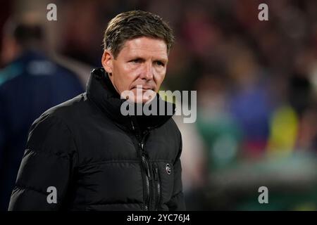 Nottingham, Großbritannien. Oktober 2024. Oliver Glasner, Manager von Crystal Palace während des Premier League-Spiels auf dem City Ground, Nottingham. Der Bildnachweis sollte lauten: Andrew Yates/Sportimage Credit: Sportimage Ltd/Alamy Live News Stockfoto