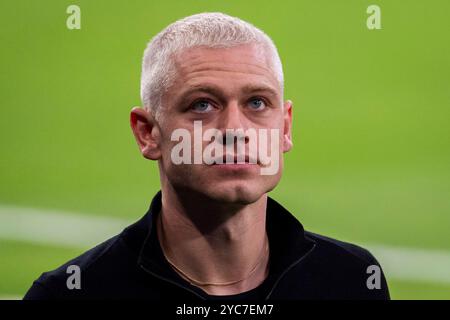 Madrid, Madrid, Spanien. Oktober 2024. Julian Ryerson von Borussia Dortmund sah beim Training und der Pressekonferenz von Borussia Dortmund im Vorfeld des Champions League 2024/25 League Phase MD3-Fußballspiels gegen Real Madrid am 21. Oktober 2024 im Estadio Santiago Bernabeu in Madrid, Spanien. (Kreditbild: © Alberto Gardin/ZUMA Press Wire) NUR REDAKTIONELLE VERWENDUNG! Nicht für kommerzielle ZWECKE! Stockfoto