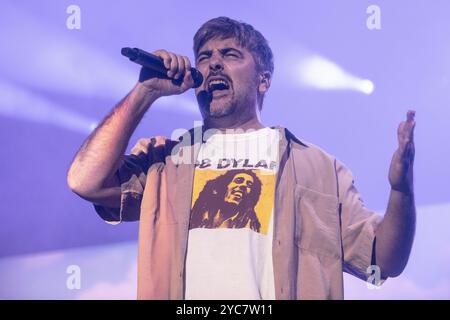 Estopa tritt am 18. Oktober 2024 im Palau Sant Jordi in Barcelona auf. Fotograf: Ale Espaliat Stockfoto