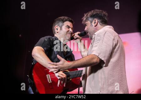 Estopa tritt am 18. Oktober 2024 im Palau Sant Jordi in Barcelona auf. Fotograf: Ale Espaliat Stockfoto