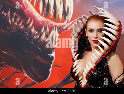 New York, Usa. Oktober 2024. Grace McClung kommt auf dem roten Teppich bei der Premiere von „Venom: The Last Dance“ am Regal Times Square am Montag, den 21. Oktober 2024 in New York City an. Foto: John Angelillo/UPI Credit: UPI/Alamy Live News Stockfoto