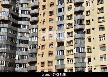 Ehemalige sowjetische Betonblockhäuser in Rumänien Stockfoto