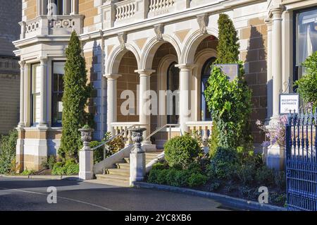 Das Wahrzeichen Lenna of Hobart Hotel in einem 1874 gebauten Sandsteinhaus in Hobart, Tasmanien, Australien, Ozeanien Stockfoto