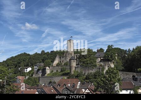 Blick auf die Burgruine Eppstein in Hessen, Deutschland, Europa Stockfoto