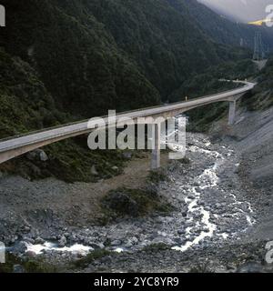 Otira Viaduct am Arthur's Pass, Westküste, Südinsel, Neuseeland, Ozeanien Stockfoto