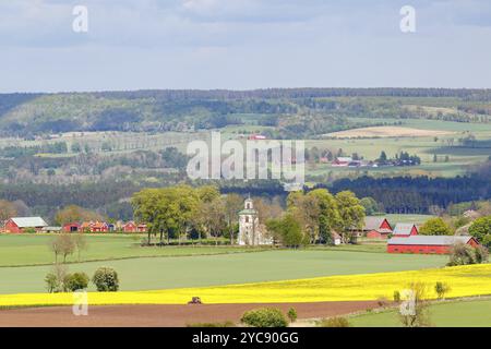 Kirche in einer ländlichen Landschaft anzeigen Stockfoto