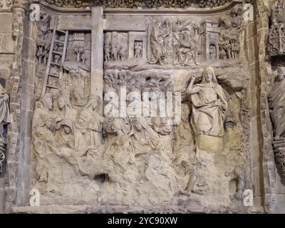 Relief zur Auferstehung von Felipe de Vigarny im Trassenaltar der Kathedrale Saint Mary, Burgos, Kastilien und Leon, Spanien, Europa Stockfoto