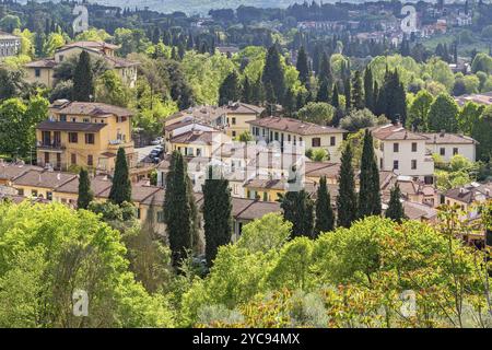 Italienisches Dorf im Wald landschaft Stockfoto