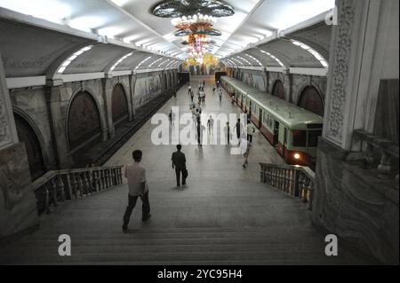 09.08.2012, Pjöngjang, Nordkorea, Asien, Blick auf die U-Bahn-Station Puhung, eine U-Bahn-Station in Pjöngjang, die für westliche Besucher zugänglich ist. Das u Stockfoto