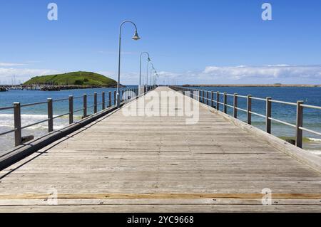 Alte Holzsteg im Hafen, Coffs Harbour, NSW, Australien, Ozeanien Stockfoto