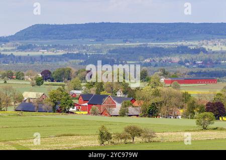 Bauernhof in ländlicher Landschaft anzeigen Stockfoto