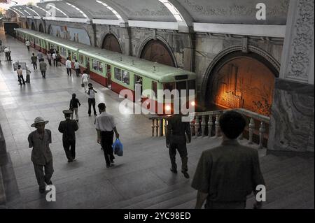 09.08.2012, Pjöngjang, Nordkorea, Asien, Blick auf die U-Bahn-Station Puhung, eine U-Bahn-Station in Pjöngjang, die für westliche Besucher zugänglich ist. Das u Stockfoto