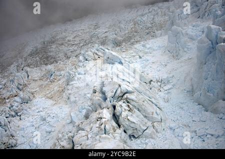 Riesige Eisblöcke auf dem Franz-Josef-Gletscher, Westland, Neuseeland, Ozeanien Stockfoto