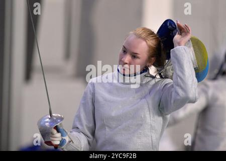 Kiew, Ukraine. Oktober 2024. Kiew, Ukraine 21. Oktober 2024 GONTSOVA Daria während des Womens Sabre Fechten Cup der Ukraine 2024 in Kiew, Ukraine (KUBANOV PAVLO UKR/SPP) Credit: SPP Sport Press Photo. /Alamy Live News Stockfoto