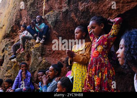 Äthiopien, Lalibela, Januar 2024: Feierlichkeiten von Timket, Äthiopiens wichtigstem religiösem fest. Die orthodoxe Offenbarung Timkat wird gefeiert Stockfoto