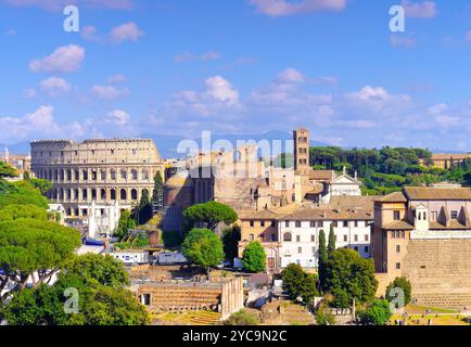 Italien, Rom: Überblick über die Gebäude der Stadt und des Kolosseums *** örtlicher Titel *** Stockfoto