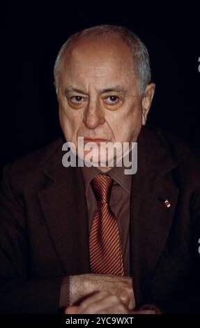 Paris, Frankreich, Portraits, Administrators of AIDS N.G.O. Sidaction, Pierre BERGE, Vors. (Yves Saint Laurent) 1990er Jahre Stockfoto