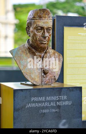 Bronzestatue des indischen Premierministers Nehru, Singapur Stockfoto