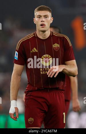 Rom, Latium, Italien. Oktober 2024. Roma's Artem Dovbyk spielt während des Fußballspiels der Serie A ALS Roma - Inter FC Stadio Olimpico am 20. Oktober 2024 in Rom, Italien (Foto: © Ciro de Luca/ZUMA Press Wire) NUR ZUR REDAKTIONELLEN VERWENDUNG! Nicht für kommerzielle ZWECKE! Stockfoto