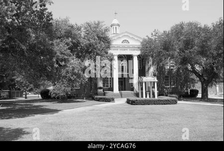 Außenansicht des Calhoun County Courthouse in St. Matthews, South Carolina, USA. Stockfoto