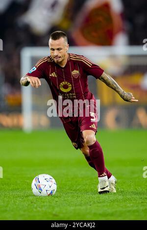 Rom, Italien. Oktober 2024. Angelino von AS Roma während des Spiels der Serie A Enilive zwischen AS Roma und FC Internazionale am 20. Oktober 2024 im Stadio Olimpico in Rom. Quelle: Giuseppe Maffia/Alamy Live News Stockfoto