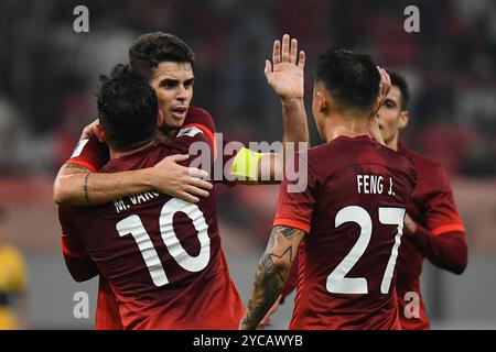 Shanghai, China. Oktober 2024. AFC Champions League Elite – SHANGHAI PORT FC(CHN) gegen CENTRAL COAST MARINERS (aus) im Pudong Football Stadium. Quelle: Meng Gao/Alamy Live News Stockfoto