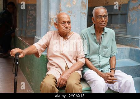 Satipati und Ramchandra Nandi vom Nandi-Clan der Familie Thakurbari of Nandi. Baidyapur, East Burdwan, West Bengalen, Indien. Stockfoto