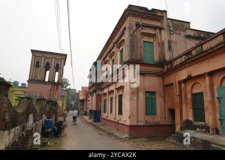 Nahabat Khana und Thakurbari aus der Familie Nandi. Baidyapur, East Burdwan, West Bengalen, Indien. Stockfoto