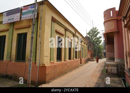 Polizeirevier-Widerstand der Familie Thakurbari von Nandi. Baidyapur, East Burdwan, West Bengalen, Indien. Stockfoto