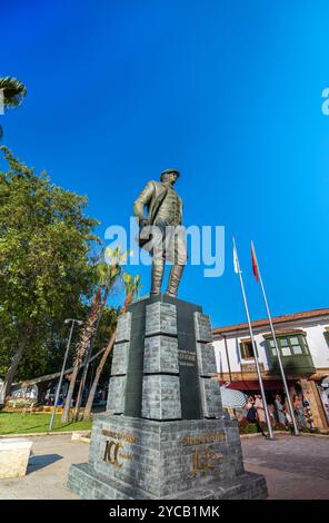 Seite, Türkei - 08.06.2024: Mustafa Kemal Atatürk Denkmal. Stockfoto