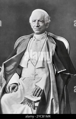 Papst Leo XIII. Porträt 1898 – ( Gioacchino Vincenzo Raffaele Luigi Pecci) – 2. März 1810 – 20. Juli 1903 Stockfoto