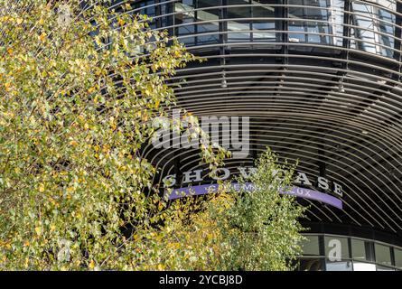Nahaufnahme der modernen Architektur im Showcase-Kinogebäude im West Quay Einkaufszentrum im Stadtzentrum von Southampton, Hampshire, Großbritannien Stockfoto