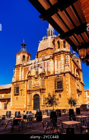 Die barocke Kirche des Heiligen Christus des Tals - Santísimo Cristo del Valle. San Carlos del Valle, Ciudad Real, Castilla La Mancha, Spanien, Europa Stockfoto