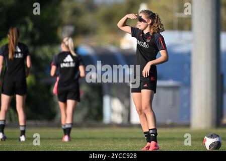 Heraklion, Griechenland. Oktober 2024. Jarne Teulings (18) aus Belgien, die während des Trainings am Spieltag -3 vor einem Spiel zwischen den Nationalmannschaften Griechenlands und Belgiens am Dienstag, den 22. Oktober 2024, in Heraklion, Griechenland, beim ersten Play-off der UEFA-Qualifikationsrunde für Frauen 2023-24 als Red Flames bezeichnet wurde. Quelle: Sportpix/Alamy Live News Stockfoto