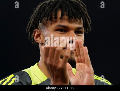 Birmingham, Großbritannien. Oktober 2024. Aston Villa's Tyrone Mings während des UEFA Champions League Spiels im Villa Park, Birmingham. Der Bildnachweis sollte lauten: Andrew Yates/Sportimage Credit: Sportimage Ltd/Alamy Live News Stockfoto