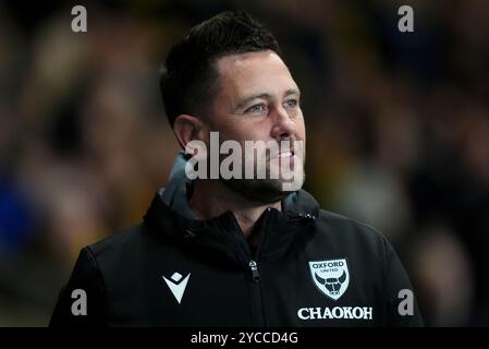 Oxford United Manger des Buckingham während des Sky Bet Championship Matches im Kassam Stadium, Oxford. Bilddatum: Dienstag, 22. Oktober 2024. Stockfoto