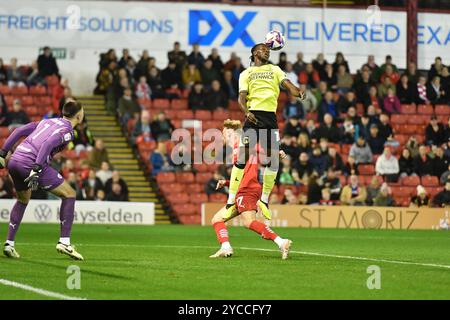 Barnsley, England. Oktober 2024. Karoy Anderson während des Sky Bet EFL League One Spiels zwischen Barnsley FC und Charlton Athletic im Oakwell Stadium. Kyle Andrews/Alamy Live News Stockfoto