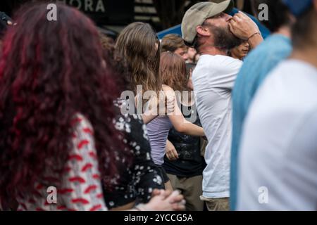 Seattle, USA. August 2024. Fans bei der kostenlosen Westlake Show in Hometeam. Stockfoto