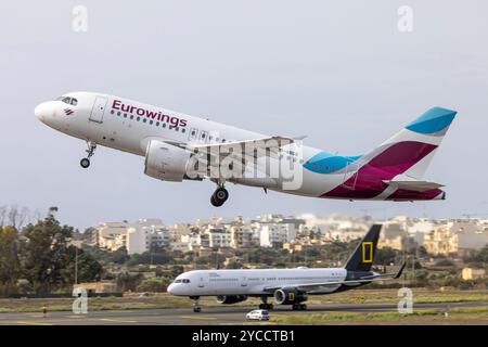 Eurowings Airbus A319-112 (REG: D-ABGQ) startet von Start- und Landebahn 13. Stockfoto