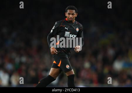 London, Großbritannien. Oktober 2024. Eguinaldo von Shakhtar Donetsk während der UEFA Champions League, League Stage Arsenal gegen FC Shakhtar Donetsk im Emirates Stadium, London, Vereinigtes Königreich, 22. Oktober 2024 (Foto: Izzy Poles/News Images) in London, Vereinigtes Königreich am 22. Oktober 2024. (Foto: Izzy Poles/News Images/SIPA USA) Credit: SIPA USA/Alamy Live News Stockfoto