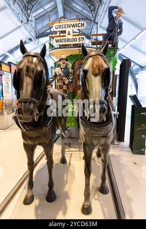 Stephenson Pferdebahn von 1882, London Transport Museum, London, England Stockfoto