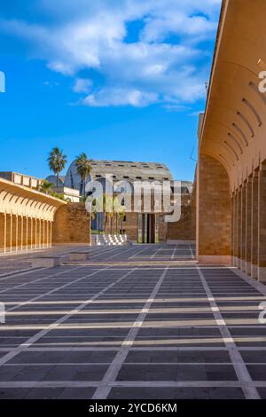 QUADRATSYSTEM , 1990, LAURA THERMES , FRANCO PURINI, GIBELLINA NUOVA, Trapani, Sizilien, Italien Stockfoto