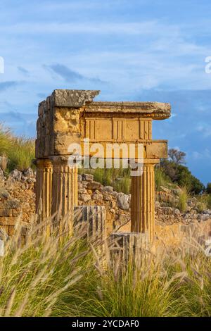 Das sogenannte Gymnasium, archäologisches Gebiet von ​​Solunto Stockfoto