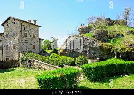 Mittelalterliches Dorf Sassi di Varana, Provinz Modena, Emilia Romagna, Italien Stockfoto