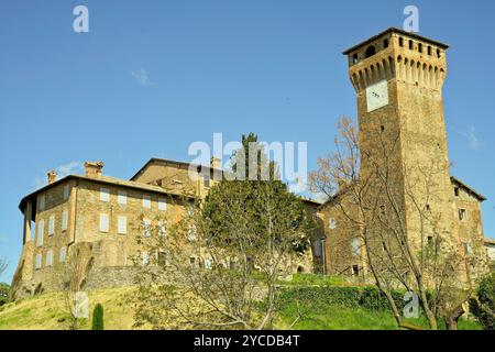 Die mittelalterliche Burg von Levizzano, Kreis der Emilianischen Schlösser, Provinz Modena, emilia romagna, italien Stockfoto