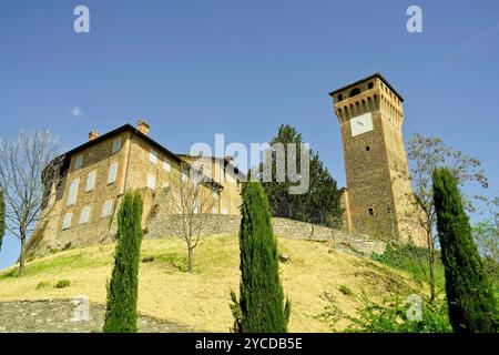 Die mittelalterliche Burg von Levizzano, Kreis der Emilianischen Schlösser, Provinz Modena, emilia romagna, italien Stockfoto