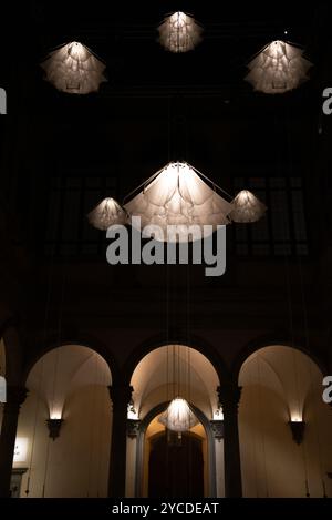 TREIBEN SIE mit der SCHEUEN GESELLSCHAFT im PALAZZO STROZZI in FLORENZ (Foto Andrea Paoletti) Stockfoto