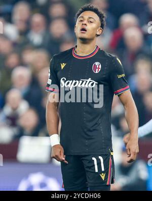 #11, Dan Ndoye aus Bologna während des Spiels der UEFA Champions League, League Stage zwischen Aston Villa und Bologna FC 1909 im Villa Park, Birmingham am Dienstag, den 22. Oktober 2024. (Foto: Stuart Leggett | MI News) Credit: MI News & Sport /Alamy Live News Stockfoto